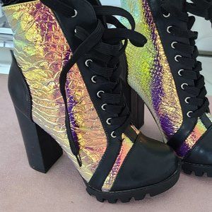 NEW Boots
